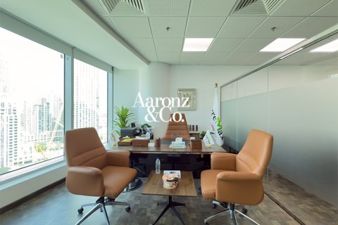 Office in Business Bay, Dubai, UAE 107 sq.m. № 706415 - photo 7