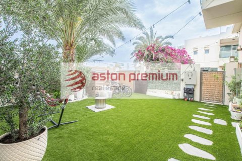 Villa à vendre à  The Sustainable City, Dubai, EAU 4 chambres, 353 m2 № 696572 - photo 2