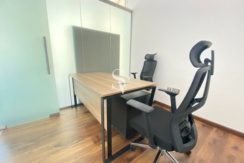 Office in Business Bay, Dubai, UAE 90 sq.m. № 715934 - photo 19