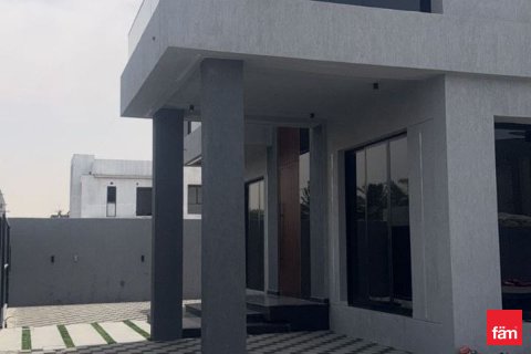 Vilë në Dubai, Emiratet e Bashkuara Arabe 5 dhoma gjumi, 930 m2. № 714965 - Foto 10