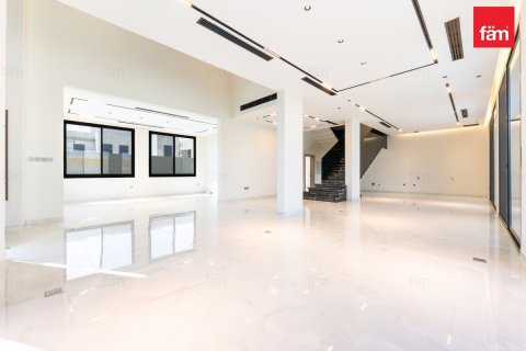 Vila u gradu Dubai, UAE 5 spavaće sobe, 930 m2 Br. 714965 - Slika 3