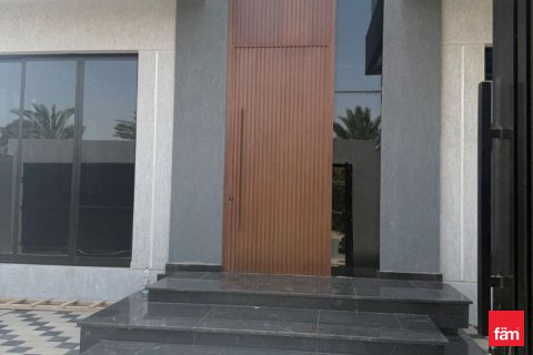 Vilë në Dubai, Emiratet e Bashkuara Arabe 5 dhoma gjumi, 930 m2. № 714965 - Foto 9
