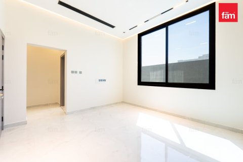 Vila u gradu Dubai, UAE 5 spavaće sobe, 930 m2 Br. 714965 - Slika 17