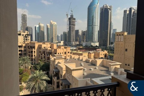 Apartmen di Old Town, Dubai, UAE 2 bilik tidur, 132 meter persegi № 698312 - foto 6
