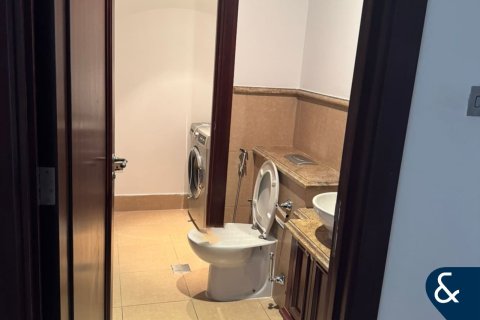 Apartmen di Old Town, Dubai, UAE 2 bilik tidur, 132 meter persegi № 698312 - foto 9