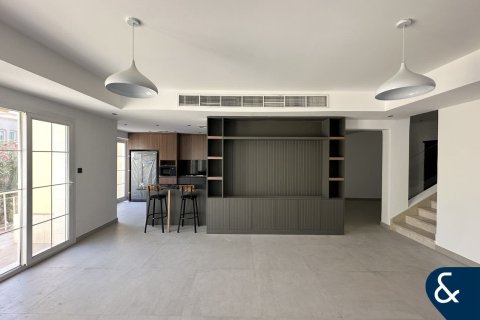 Vila v The Springs, Dubai, SAE 3 ložnice, 228 m² Č.: 698315 - fotografie 2