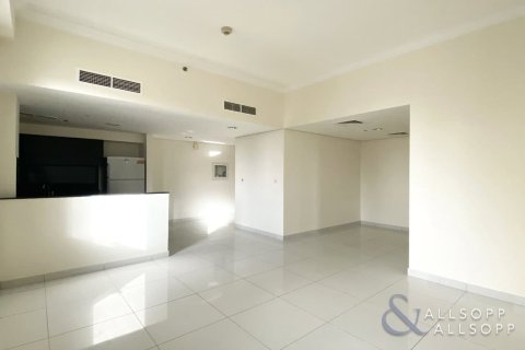Apartamento para arrendamento em Business Bay, Dubai, EAU 2 quartos, 104 m2 № 698314 - foto 2