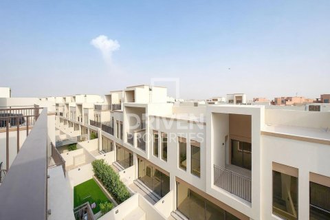 Townhouse sa Damac Lagoons, Dubai, UAE 5 silid-tulugan, 197.98 sq.m. № 756886 - larawan 25