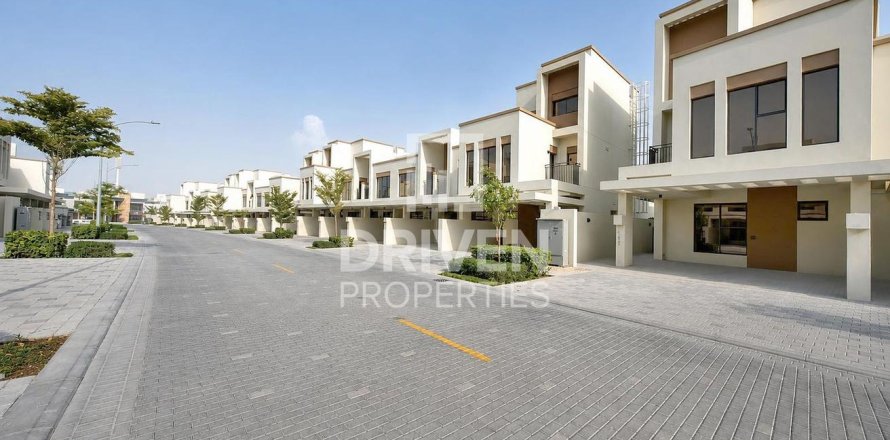 Townhouse sa Damac Lagoons, Dubai, UAE 5 silid-tulugan, 197.98 sq.m. № 756886