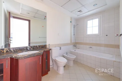 Rijtjeshuis te huur in Arabian Ranches, Dubai, VAE 3 slaapkamers, 213 vr.m., nr 661231 - foto 8