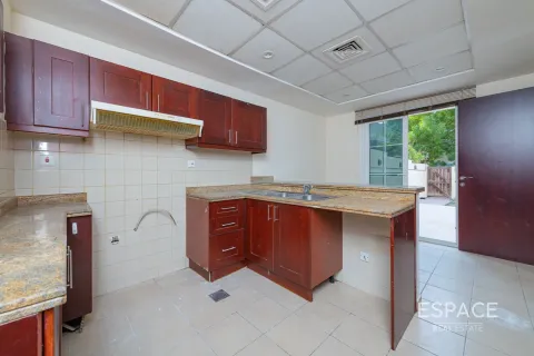 Rijtjeshuis te huur in Arabian Ranches, Dubai, VAE 3 slaapkamers, 213 vr.m., nr 661231 - foto 5