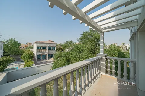 Maison de ville à louer à Jumeirah Village Triangle, Dubai, EAU 2 chambres, 275 m2 № 661236 - photo 14