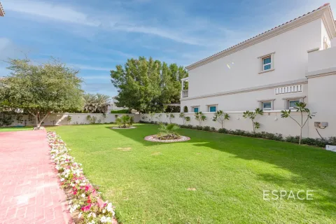 Maison de ville à louer à Jumeirah Village Triangle, Dubai, EAU 2 chambres, 275 m2 № 661236 - photo 18