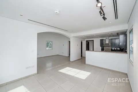 Maison de ville à louer à Jumeirah Village Triangle, Dubai, EAU 2 chambres, 275 m2 № 661236 - photo 4