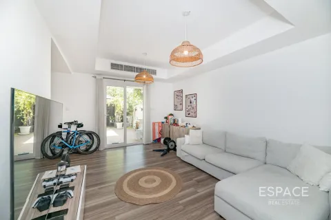 Villa til leje i The Springs, Dubai, UAE 2 soveværelser, 153 kvm № 661232 - foto 2