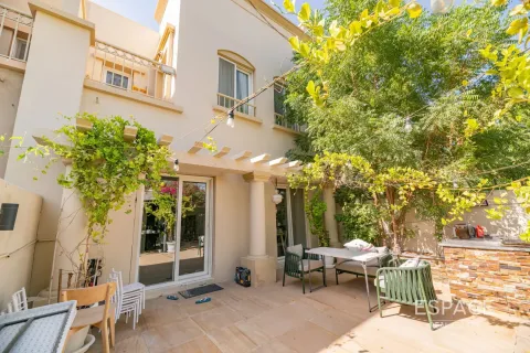 Villa til leje i The Springs, Dubai, UAE 2 soveværelser, 153 kvm № 661232 - foto 1