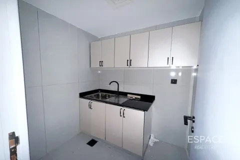 Toimisto Jumeirah Lake Towers, Dubai, Arabiemiraatit 71 m2 № 661237 - kuva 4