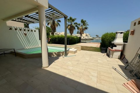 Βίλα σε Ras Al Khaimah, ΗΑΕ 2 υπνοδωμάτια, 172 τ.μ. Αρ. 734569 - φωτογραφία 3