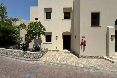 Βίλα σε Ras Al Khaimah, ΗΑΕ 2 υπνοδωμάτια, 172 τ.μ. Αρ. 734569