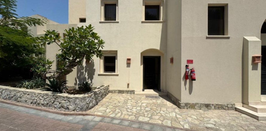 Βίλα σε Ras Al Khaimah, ΗΑΕ 2 υπνοδωμάτια, 172 τ.μ. Αρ. 734569