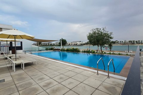 Māja Ras Al Khaimahjā, AAE 2 istabas, 235 m2 Nr. 734565 - attēls 4