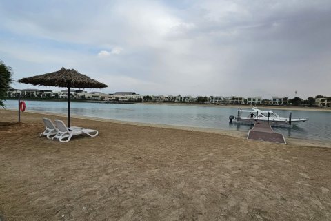 Māja Ras Al Khaimahjā, AAE 2 istabas, 235 m2 Nr. 734565 - attēls 14