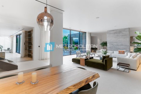Villa te huur in Jumeirah, Dubai, VAE 5 slaapkamers, 892 vr.m., nr 664729 - foto 6