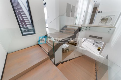 Villa te huur in Jumeirah, Dubai, VAE 5 slaapkamers, 892 vr.m., nr 664729 - foto 25