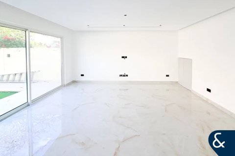 Βίλα σε The Lakes, Dubai, ΗΑΕ 4 υπνοδωμάτια, 243 τ.μ. Αρ. 685114 - φωτογραφία 3