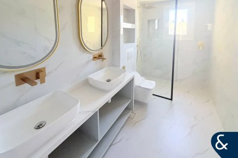 Βίλα σε The Lakes, Dubai, ΗΑΕ 4 υπνοδωμάτια, 243 τ.μ. Αρ. 685114 - φωτογραφία 15