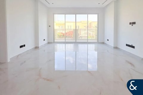 ویلا در The Lakes، Dubai ، امارات متحده عربی 4 خوابه ، 243 متر مربع.  شماره 685114