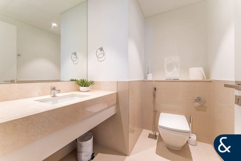 Apartamento en alquiler en Dubai, EAU 3 dormitorios, 172 m2 № 685111 - foto 15