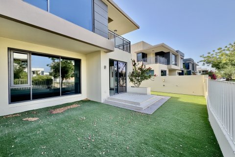 Villa asukohaga Dubai Hills Estate, AÜE: 5 magamistoaga, 257 m² Nr 705562