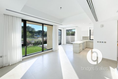 Vilë në Dubai Hills Estate, Emiratet e Bashkuara Arabe 5 dhoma gjumi, 257 m2. № 705562 - Foto 4