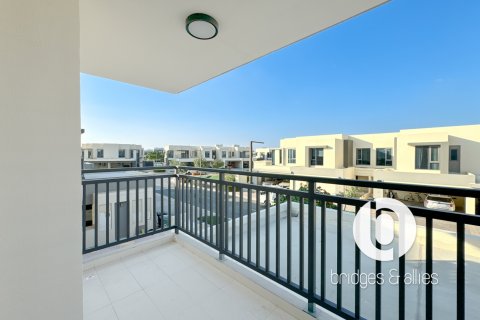 Vilë në Dubai Hills Estate, Emiratet e Bashkuara Arabe 5 dhoma gjumi, 257 m2. № 705562 - Foto 12