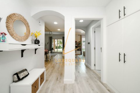 Apartmen di Green Community, Dubai, UAE 1 bilik tidur, 109 meter persegi № 705556 - foto 6