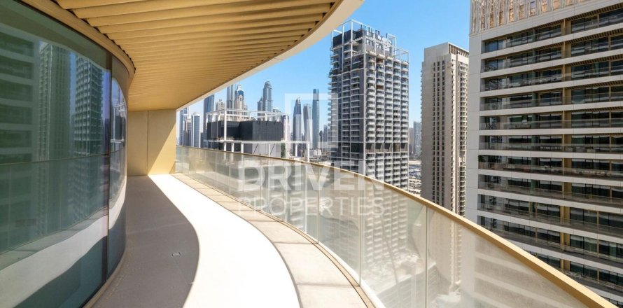 Apartment in Dubai Harbour, Dubai, UAE 3 bedrooms, 227 sq.m. № 653604