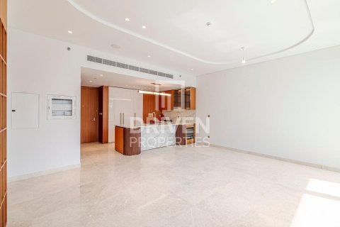 Apartament na sprzedaż w Palm Jumeirah, Dubai, ZEA 1 sypialnia, 97 mkw., nr 653590 - zdjęcie 2