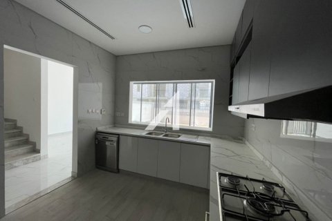 Villa sa Dubai, UAE 4 silid-tulugan, 218.1 sq.m. № 642381 - larawan 18