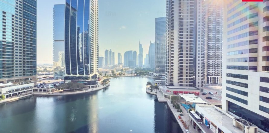 مكتب في دبي 118.5 متر مربع . ر قم 652042