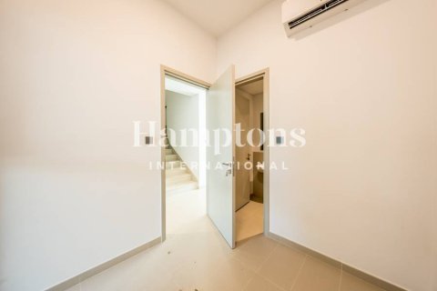 Radhus uthyres i Arabian Ranches 3, Dubai, UAE 3 sovrum, 128.57775200 kvm Nr. 659579 - fotografi 12