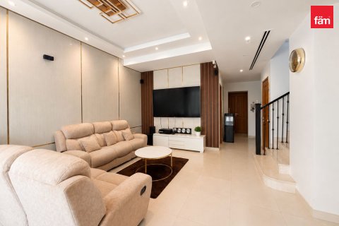 Kaupunkipientalo Dubai, Arabiemiraatit 2 makuuhuonetta, 197.1 m2 № 760101 - kuva 2