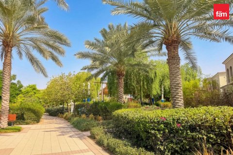Kaupunkipientalo Dubai, Arabiemiraatit 2 makuuhuonetta, 197.1 m2 № 760101 - kuva 11