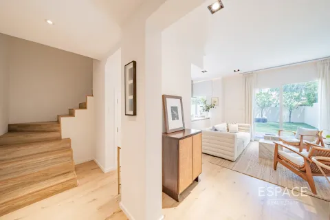 Villa zum Verkauf in The Springs, Dubai, VAE 2 Schlafzimmer, 153 m2 Nr. 649439 - Foto 1