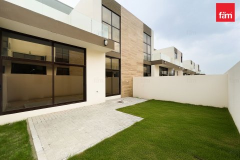 Villa til salgs i Dubai, Emiratene 4 soverom, 191.4 kvm Nr. 679103 - Foto 13