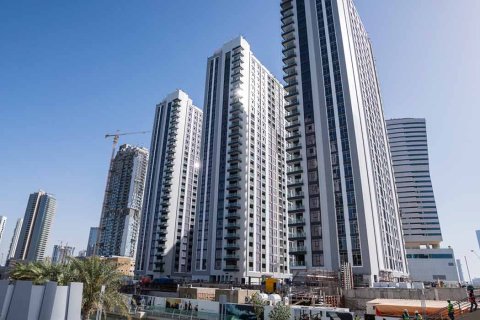 Квартира в Абу-Даби, ОАЭ 1 комната, 38м2 № 729477