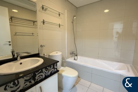 Leilighet til leie i Business Bay, Dubai, Emiratene 1 soverom, 98 kvm Nr. 685412 - Foto 10