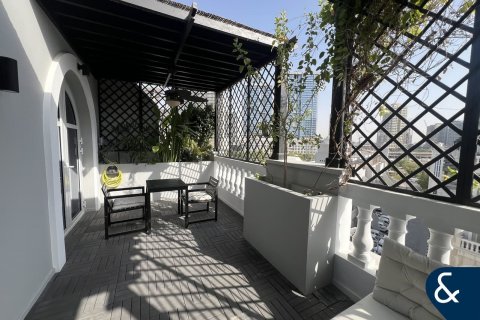 Apartamento em Jumeirah Village Circle, Dubai, EAU 2 quartos, 108 m2 № 685401