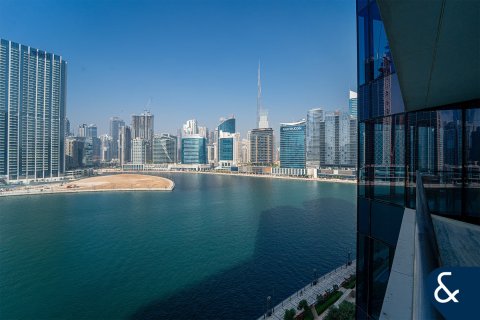 Apartamento em Business Bay, Dubai, EAU 2 quartos, 469 m2 № 685400