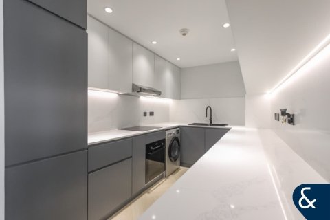 Зняти в оренду квартиру в Даунтаун Дубай (Даунтаун Бурдж Дубай), ОАЕ 1 спальня, 82м2, № 698497 - фото 8